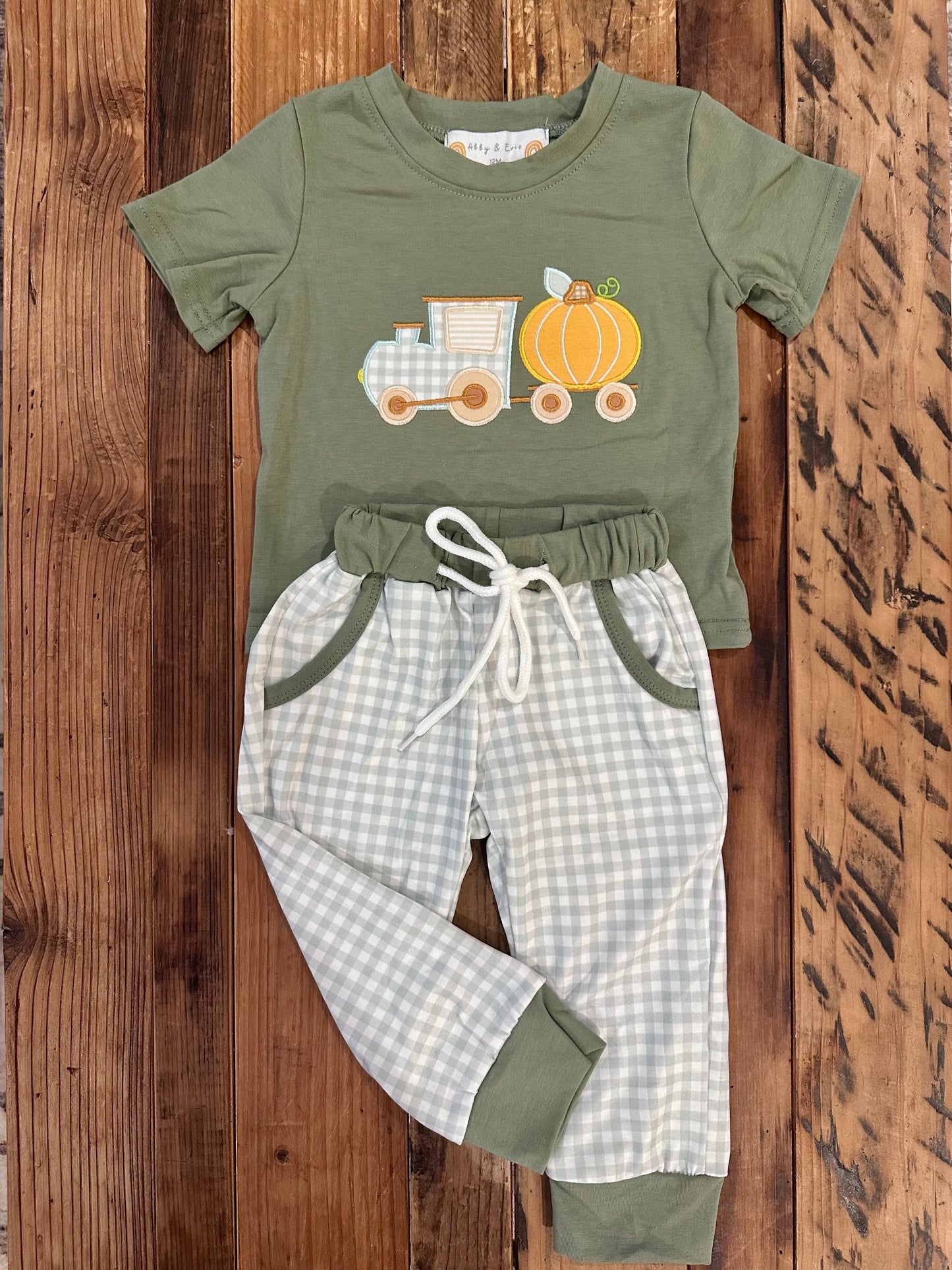 Green Gingham Tractor Pumpkin Set